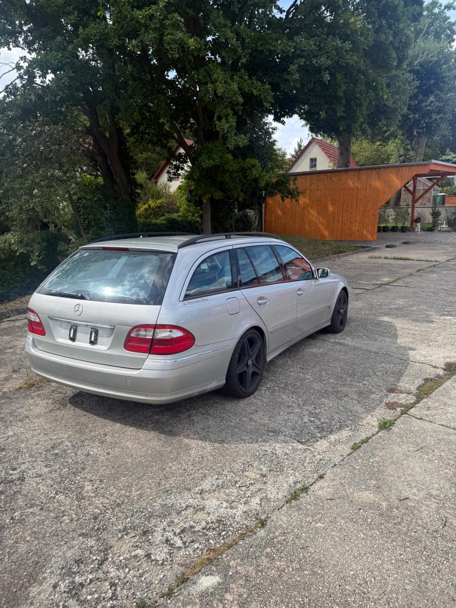 Mercedes-Benz E280 2004 — photo 5