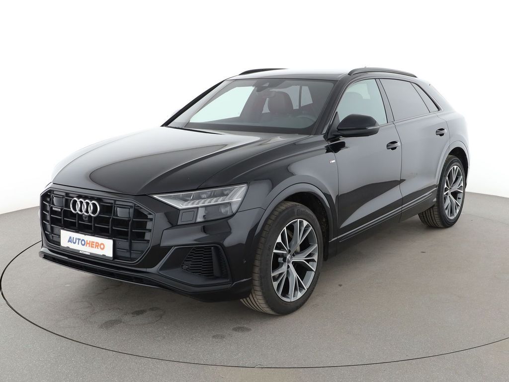 Image of Audi Q8