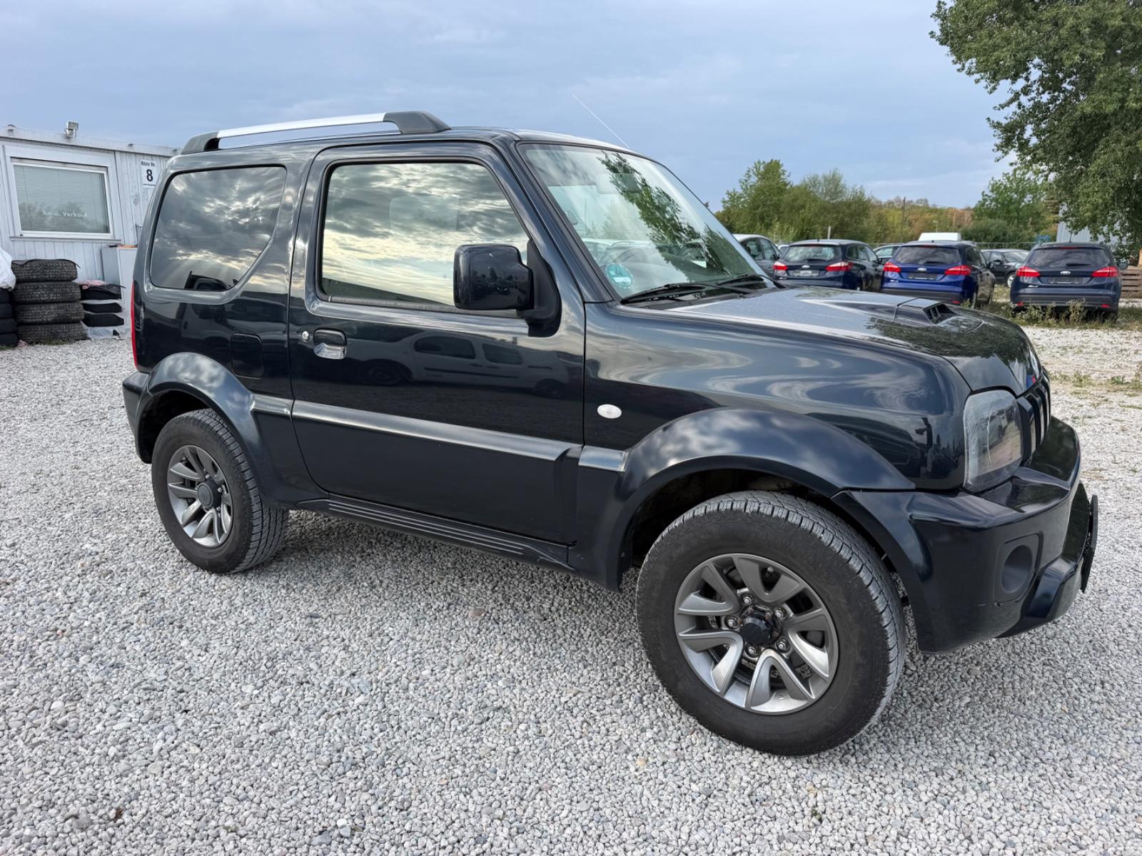 Suzuki Jimny Ranger Style Allroad 1.3 84ch - 1 ère main - Climatisation - Attelage - Sièges chauffants