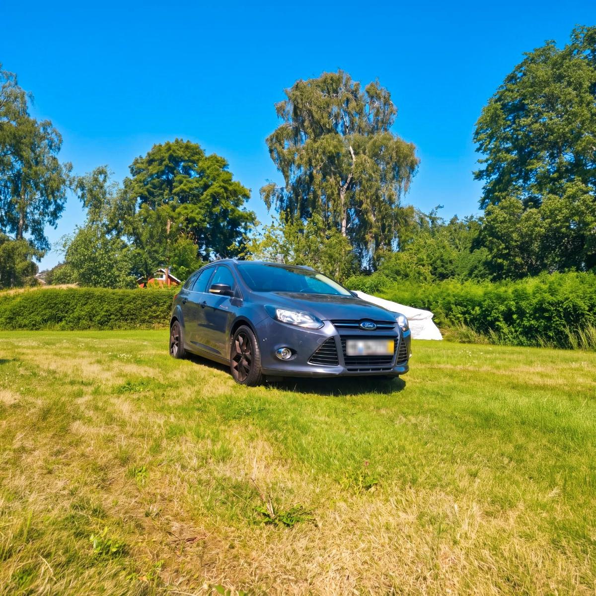 Ford Focus 2014 — photo 5