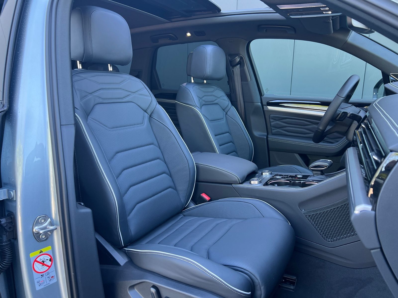 Fahrzeugabbildung Volkswagen Touareg R-Line FINAL EDITION 3.0 TDI 4MOTION