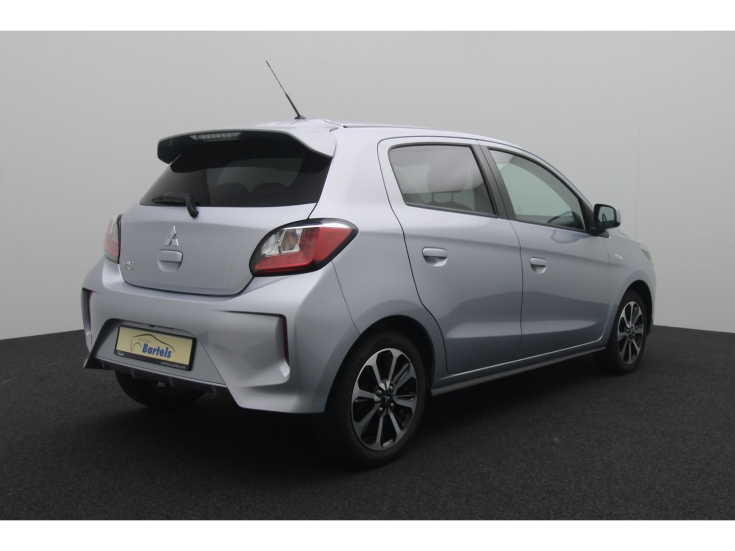 Fahrzeugabbildung Mitsubishi Space Star 1.2 Select+ Kamera  DAB
