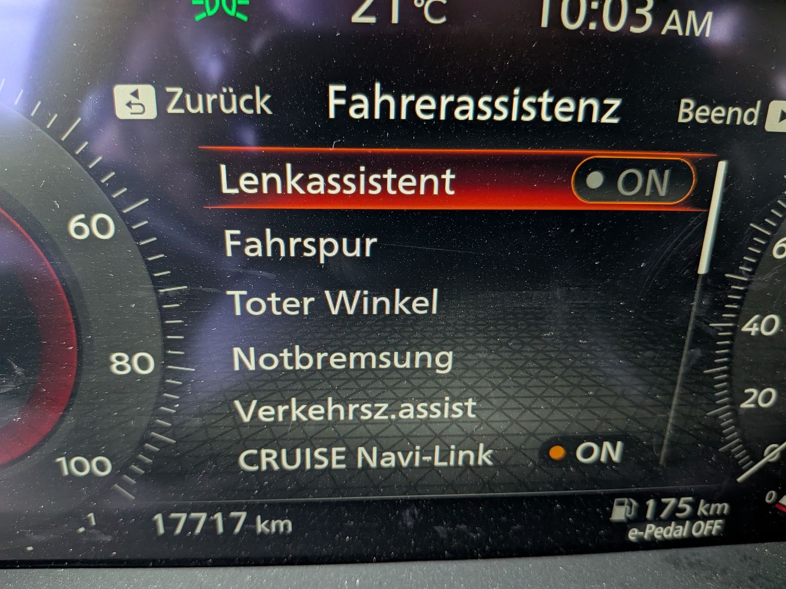 Fahrzeugabbildung Nissan X-Trail 1.5 e-Power N-Connecta ACC 360 Navi 12"