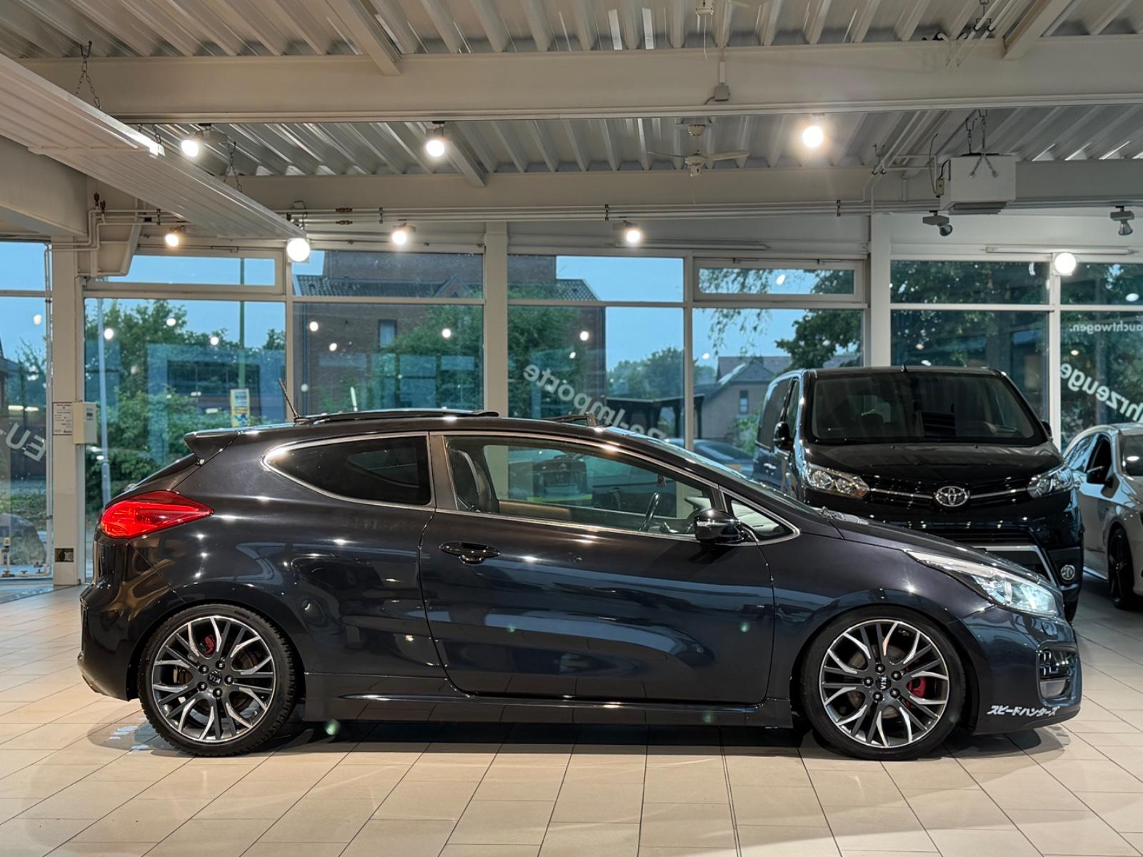 Kia pro cee'd / ProCeed GT-Track*NAVI*RFK*S-DACH*LED