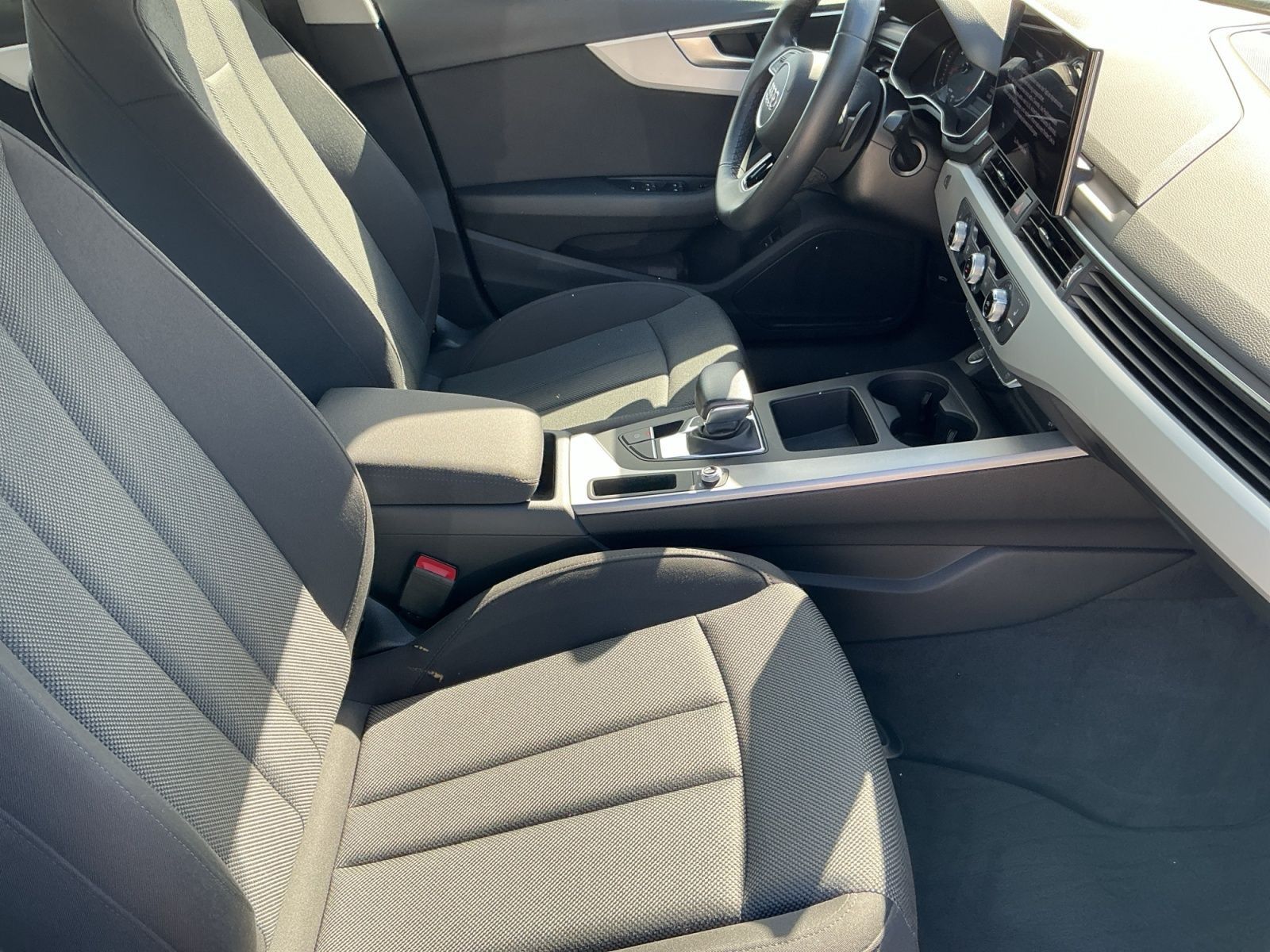 Audi A4 - Bild 13
