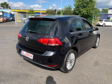 Volkswagen Golf - 3