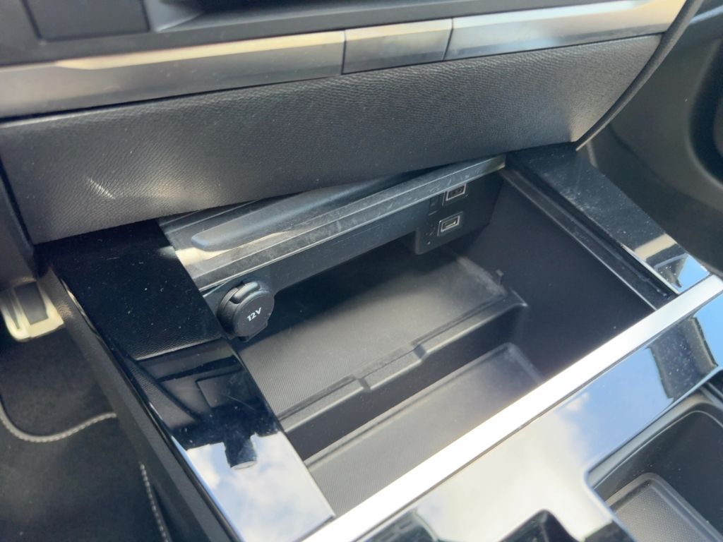 Fahrzeugabbildung Opel Astra GS LED  NAVI  SCHIEBEDACH