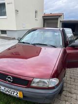 Opel Astra 1.6 F CC Automatik 101.746 km - gebrauchte Opel Astra aus dem Jahr 1995