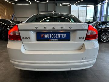 Volvo S80 Lim. D3 Summum *BiXenon*Standh*1.Hand*