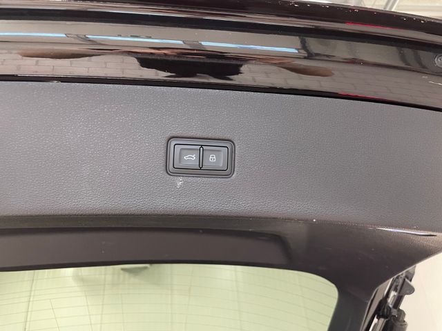 RSQ8 quattro 4.0 TFSI AHK HUD PANO LED