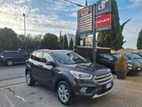Ford Kuga 1.5 TDCI 120 CV S&S 2WD ST-Line Busine - Ford Kuga mit Diesel-Antrieb: Kombi
