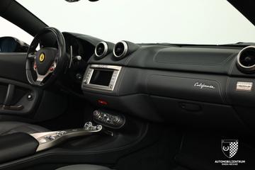 2009 Ferrari CALIFORNIA — фото 9