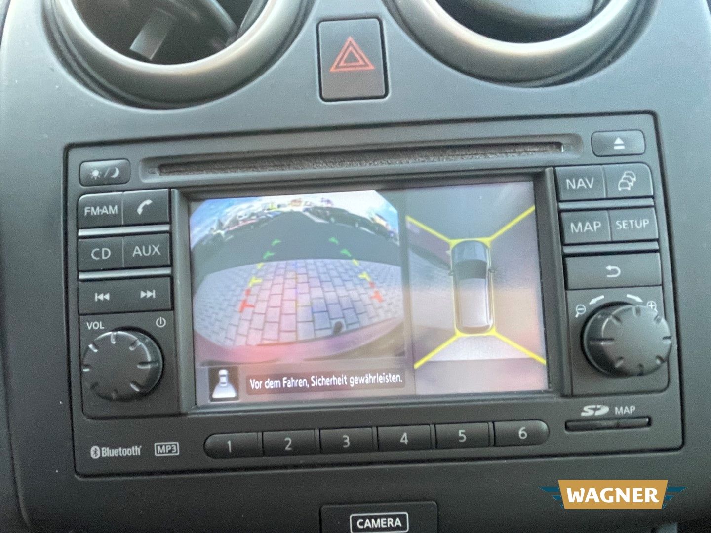 Fahrzeugabbildung Nissan Qashqai+2 Tekna 4X4 Automatik Klimaautomatik 7-S