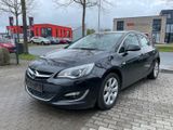 Opel Astra 1.6 J Lim. Exklusiv ACC Xenon Leder Navi - Opel Astra mit Diesel-Antrieb: Limousine, 1.6
