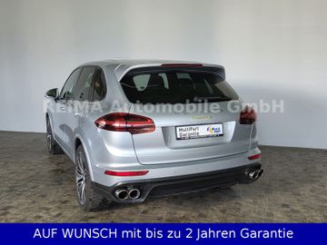 Porsche Cayenne - 12