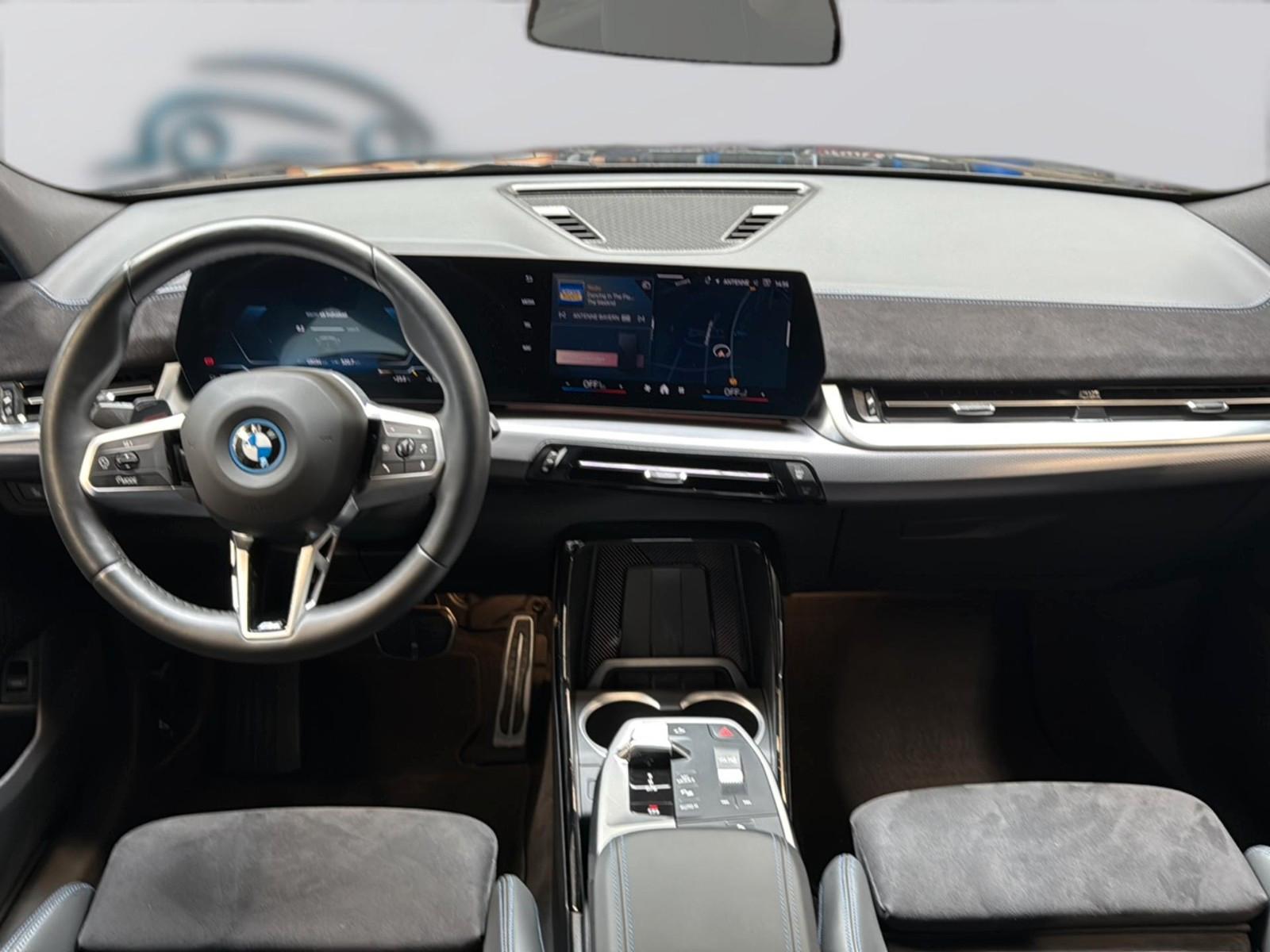 BMW IX2 20EDRIVE M SPORT 204CH