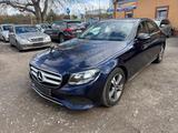 Mercedes-Benz E 200 d Autom. - blaue Mercedes-Benz E 200