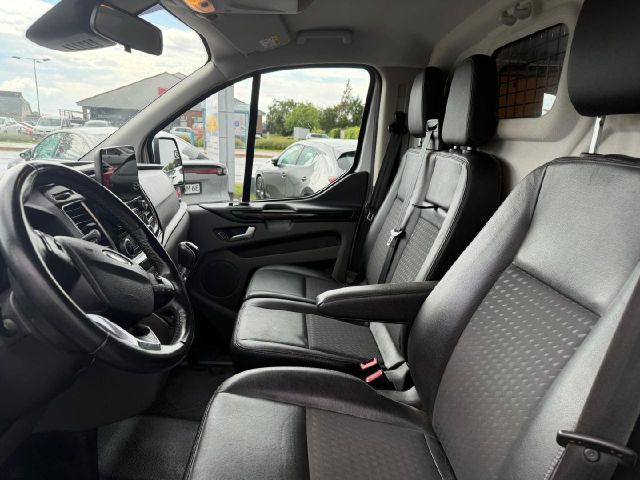 Ford Transit Custom 310 L1 Sport NaviAHK