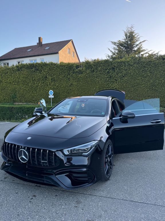 Mercedes-Benz CLA 45 AMG