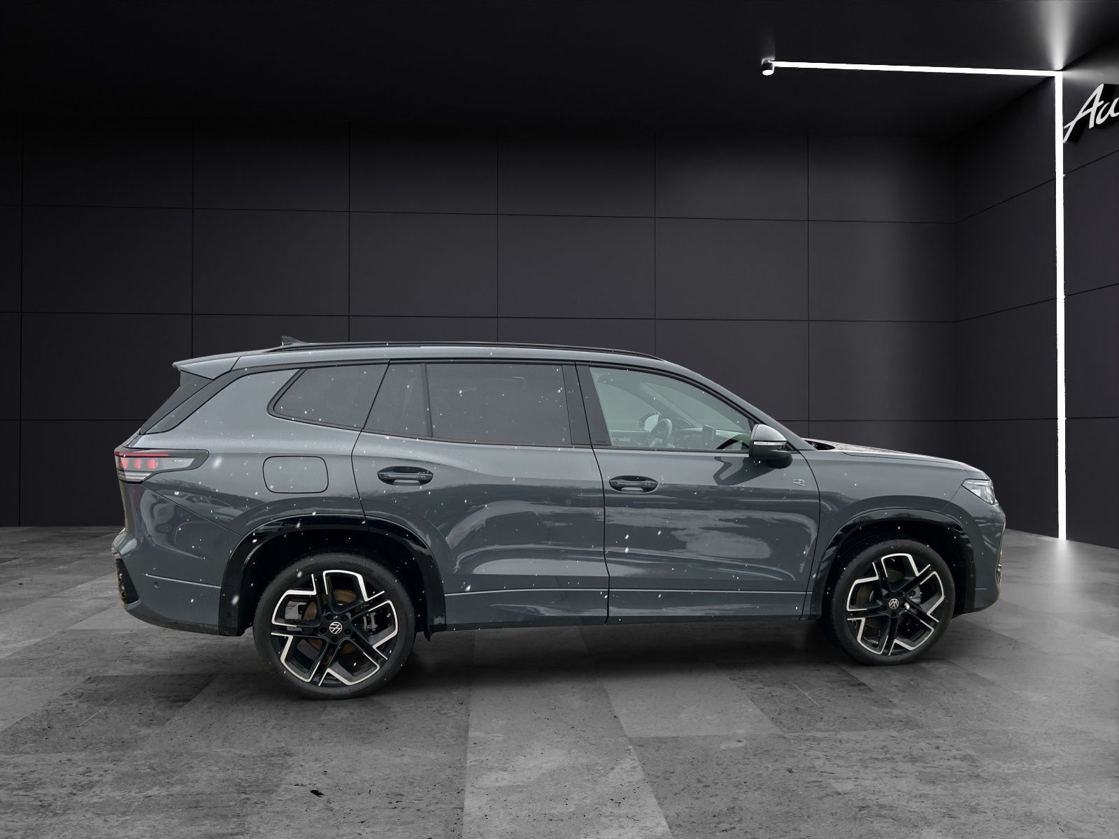 Fahrzeugabbildung Volkswagen Tayron R-Line PHEV DSG IQ.Light ACC AHK PANO SH