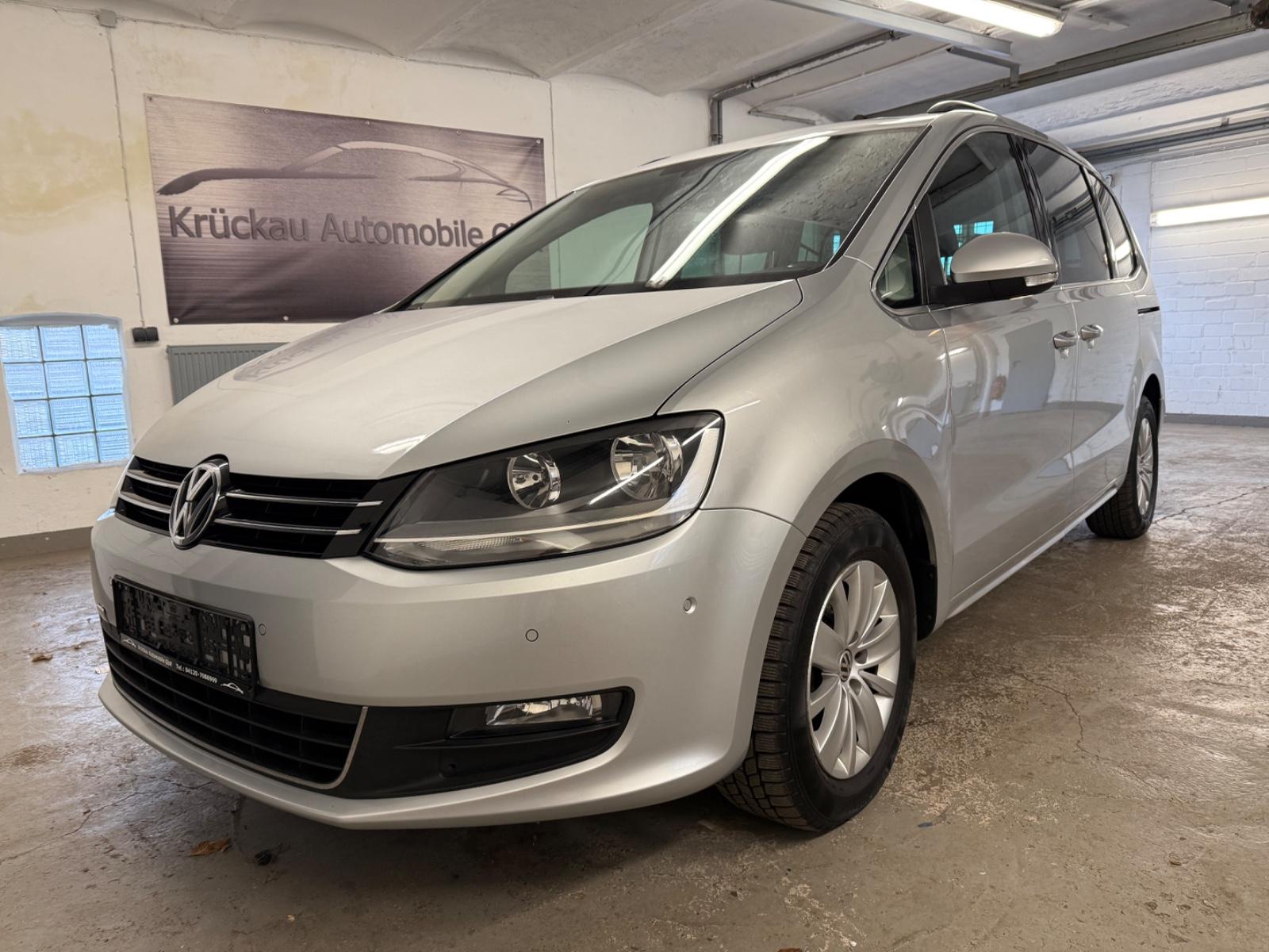 Volkswagen Sharan 1.4 TSI DSG SHeft Navi AHK RFK Pano Tempo