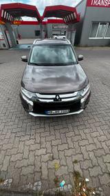 Mitsubishi Outlander 2.0 MIVEC Edition 100 ClearTec 2WD... - Mitsubishi Outlander in Mannheim