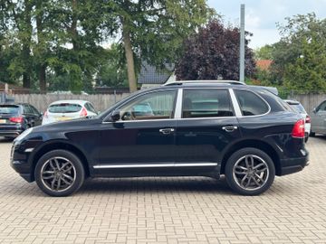 Porsche Cayenne - 10