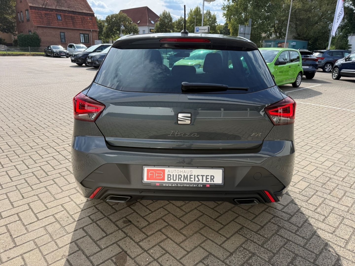 Fahrzeugabbildung SEAT Ibiza 1.0 TSI 85 kW FR DigiCo ACC LED ACC CarPla