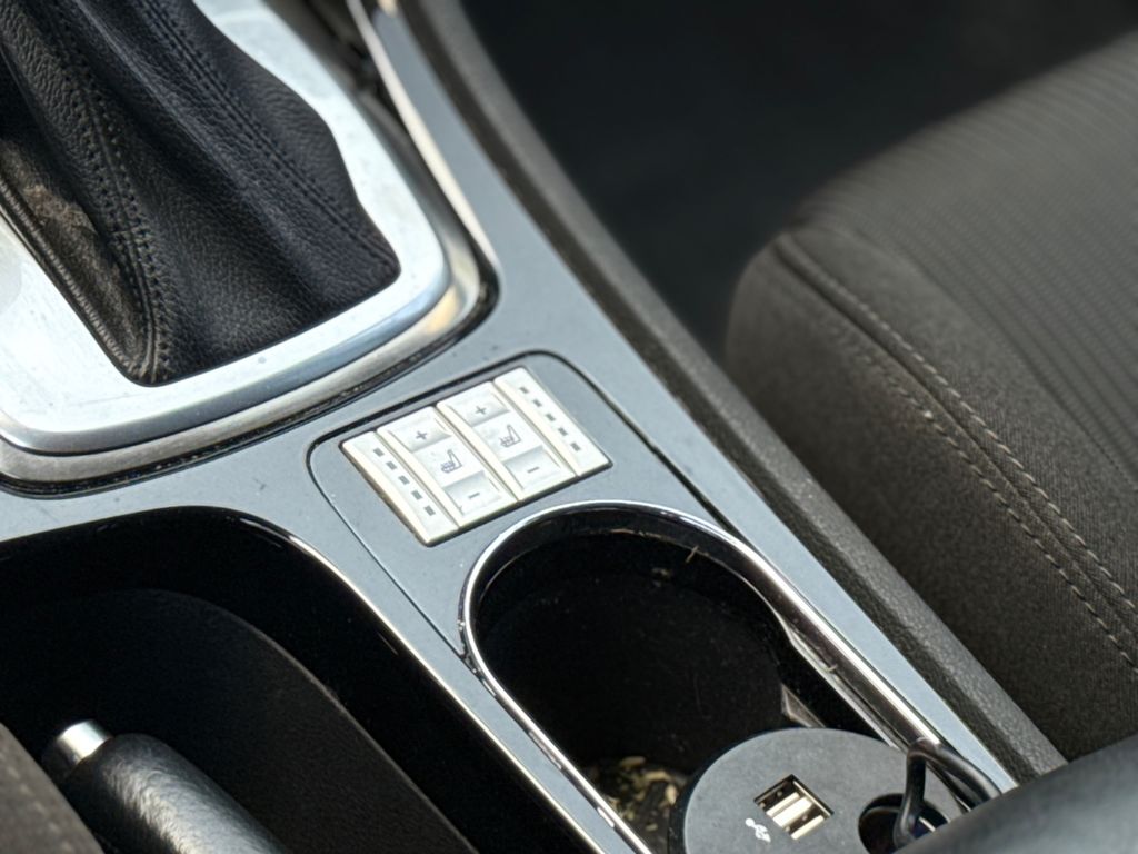 FORD Mondeo – Bild 13 von 21
