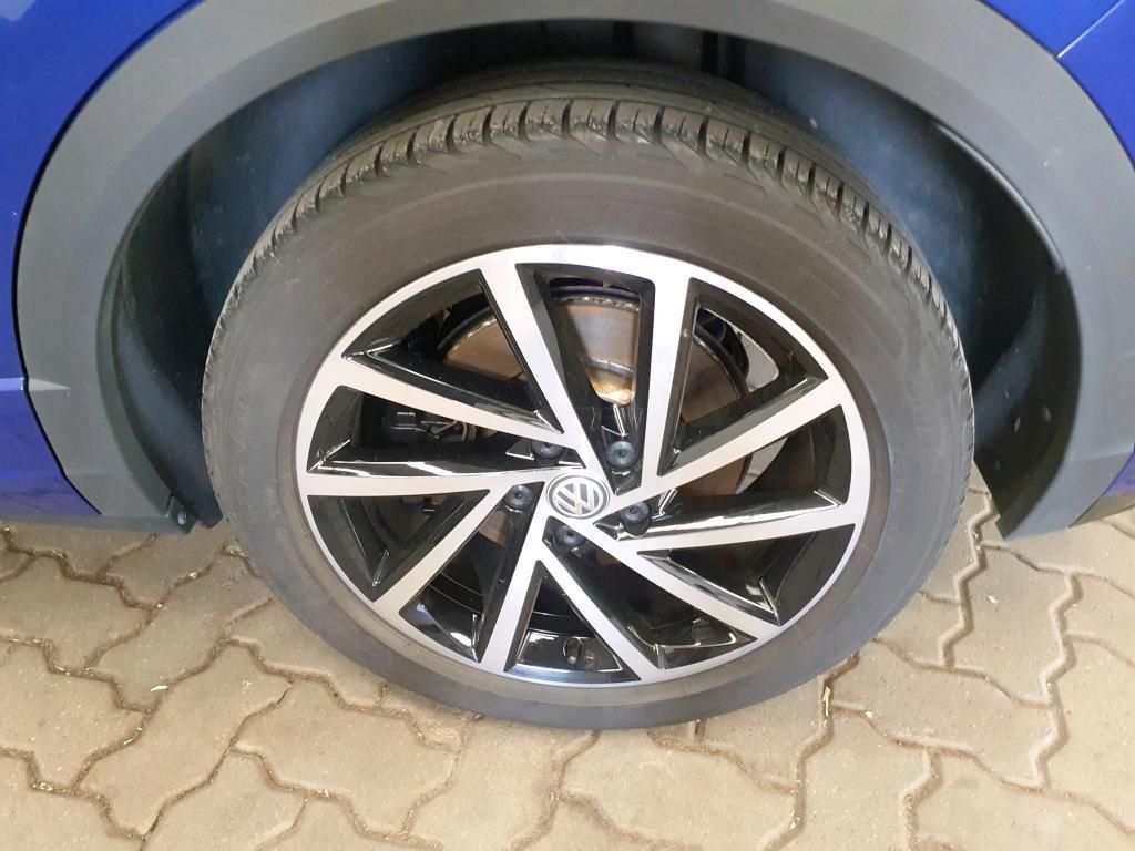 Volkswagen T-Roc R 4M 2.0 TSI 221kW DSG RFK*PDC*NAV*Tempo