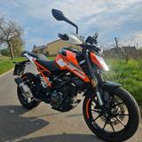 KTM Duke 125, KD-Dienst neu, tiefer 3cm, 1.te Hand - KLEINKRAFTRAD
