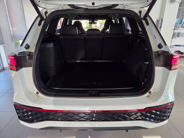 Tayron R-Line eHybrid MATRIX PANO 360° DCCpro ST