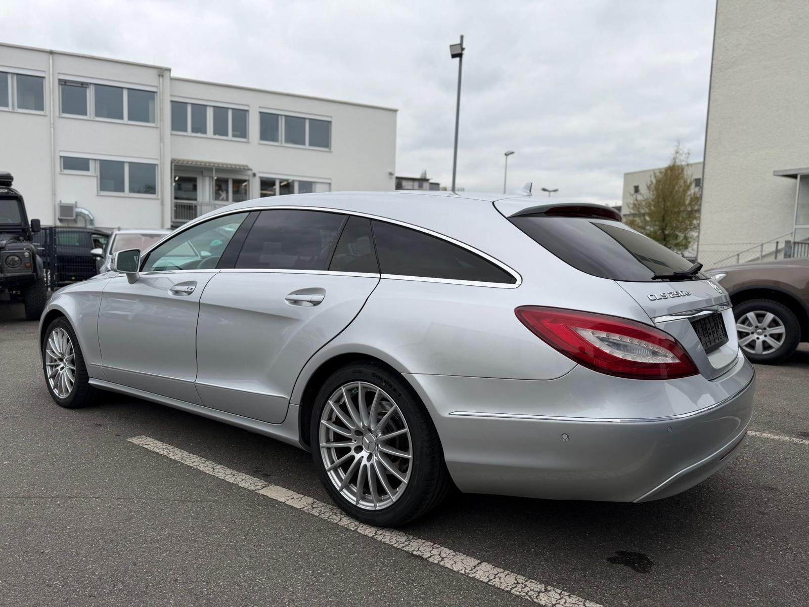 Mercedes-Benz CLS Shooting Brake 250 4Matic AHK Multibeam