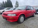 Toyota Corolla 1.3 XLi - Toyota Corolla: X