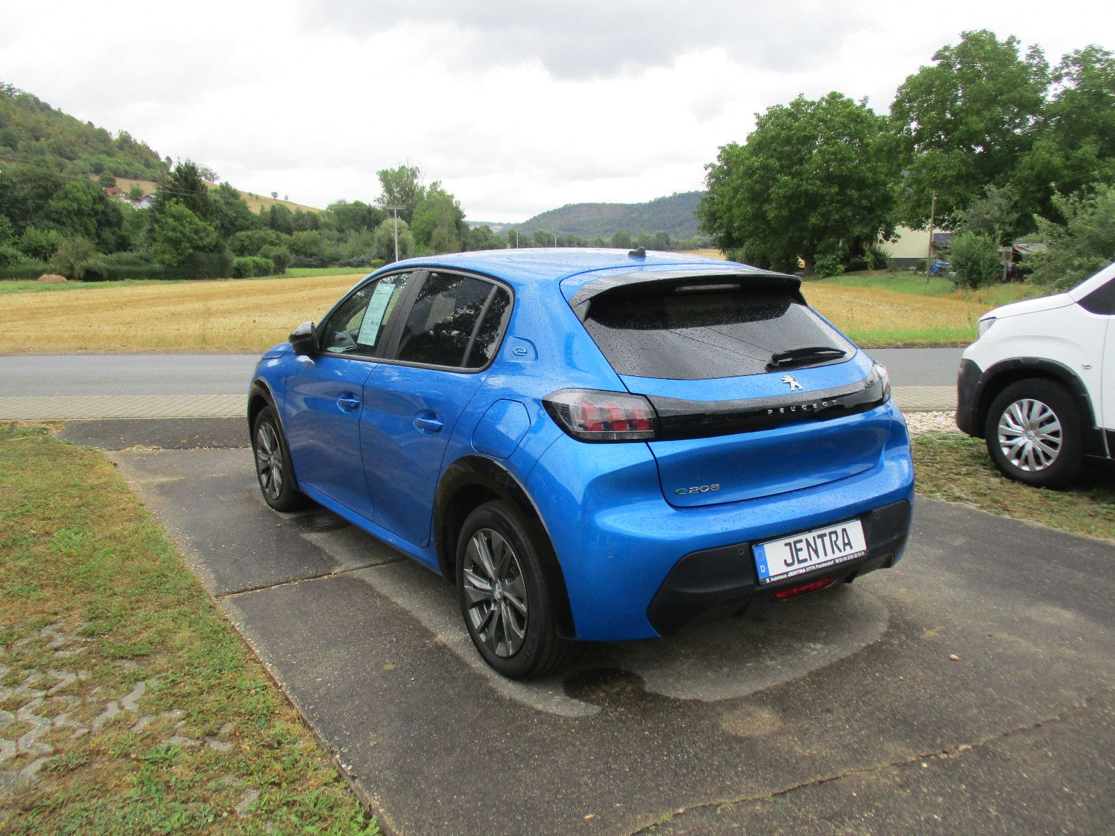 Peugeot 208 e- Active Pack imagem 3