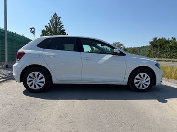 Volkswagen Polo - 4