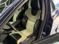 VOLVO XC60 Summum AWD*PANO*LEDER*CAM*LED*NAVI*ACC*MEMO