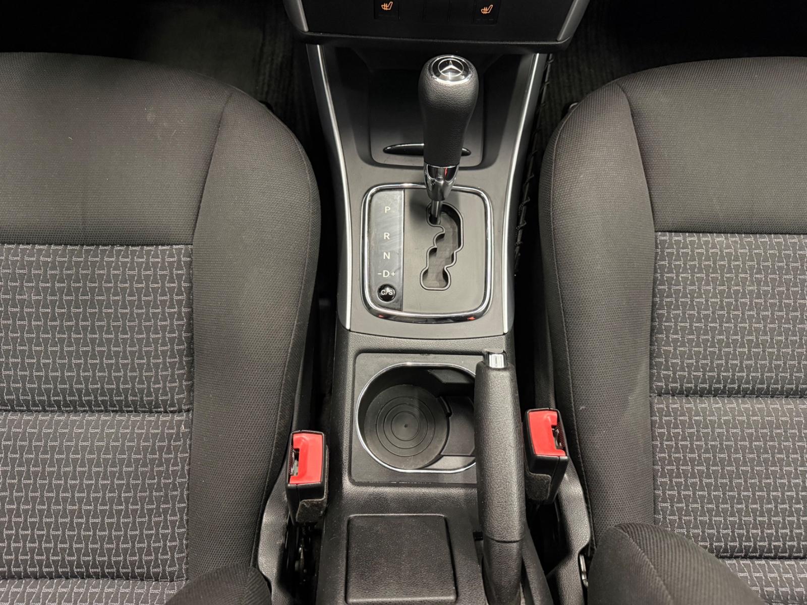 Mercedes-Benz B170 2009 — photo 21