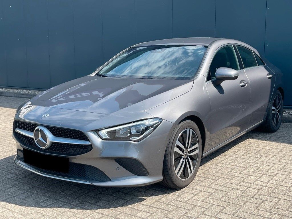 Image of Mercedes-Benz CLA 180