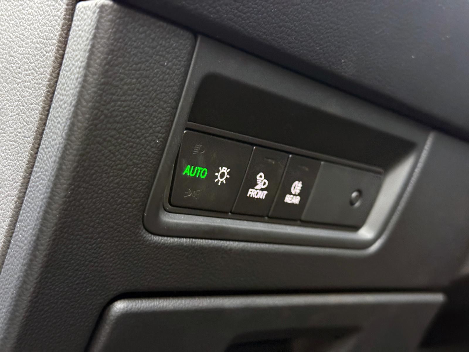 Fahrzeugabbildung Volkswagen 4.0 TDI V8*R-LINE*STANDHZ*DYNAUDIO*LUFT*PANO*AHK