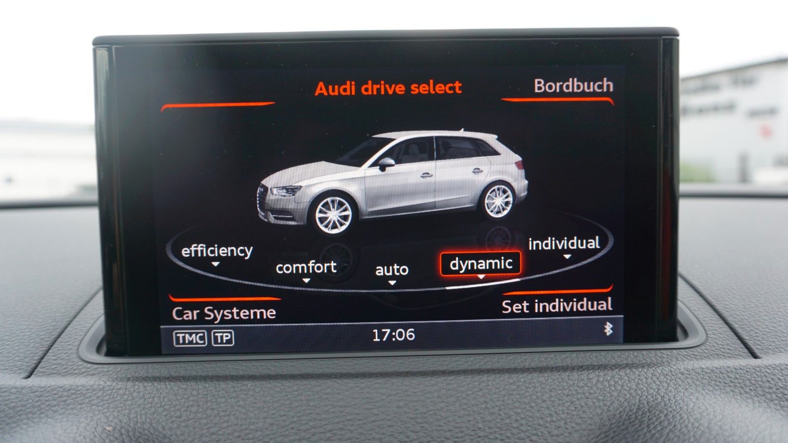 Fahrzeugabbildung Audi S3 Sportback 2.0 TFSI quattro, Leder, Navi, B&O