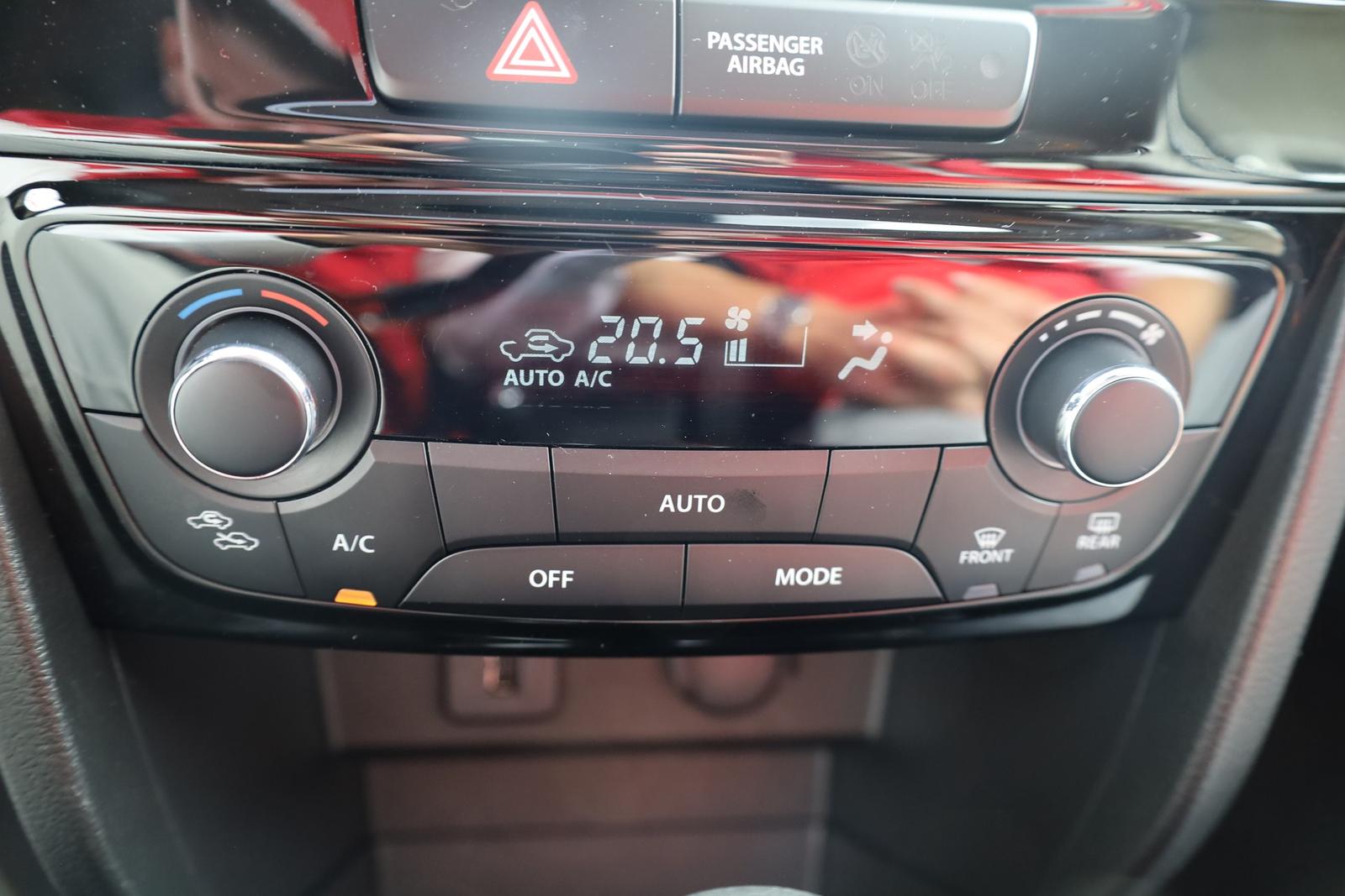 Suzuki Vitara 1.5 Comfort+ 4x2 CVT LED Navi Kamera, миниатюра 16