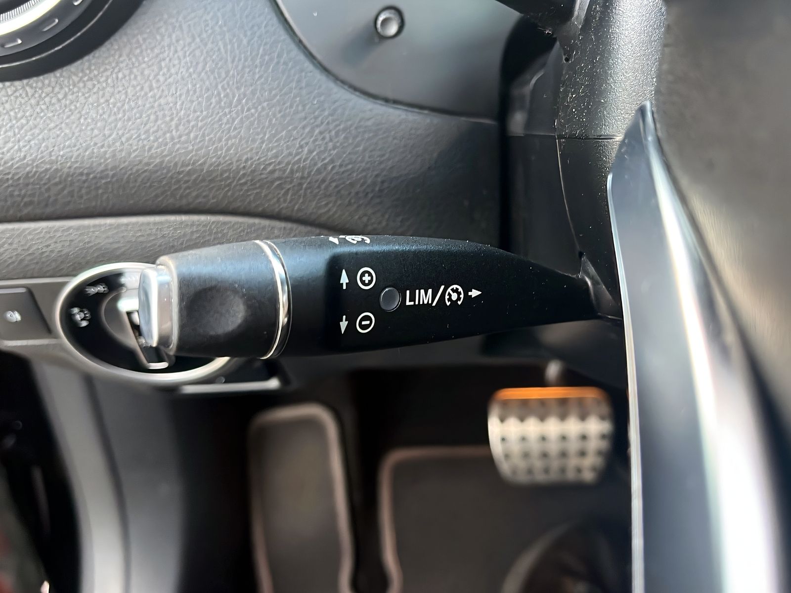 Fahrzeugabbildung Mercedes-Benz GLA 220 CDI 4Matic AMG NIGHT PARK ASISST MEMORY