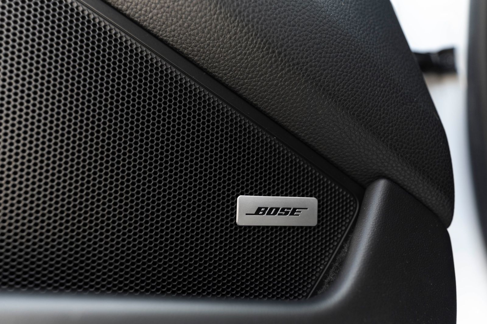 Fahrzeugabbildung Porsche 911 Carrera 992 BOSE SPORT-CHRONO PASM CARPLAY