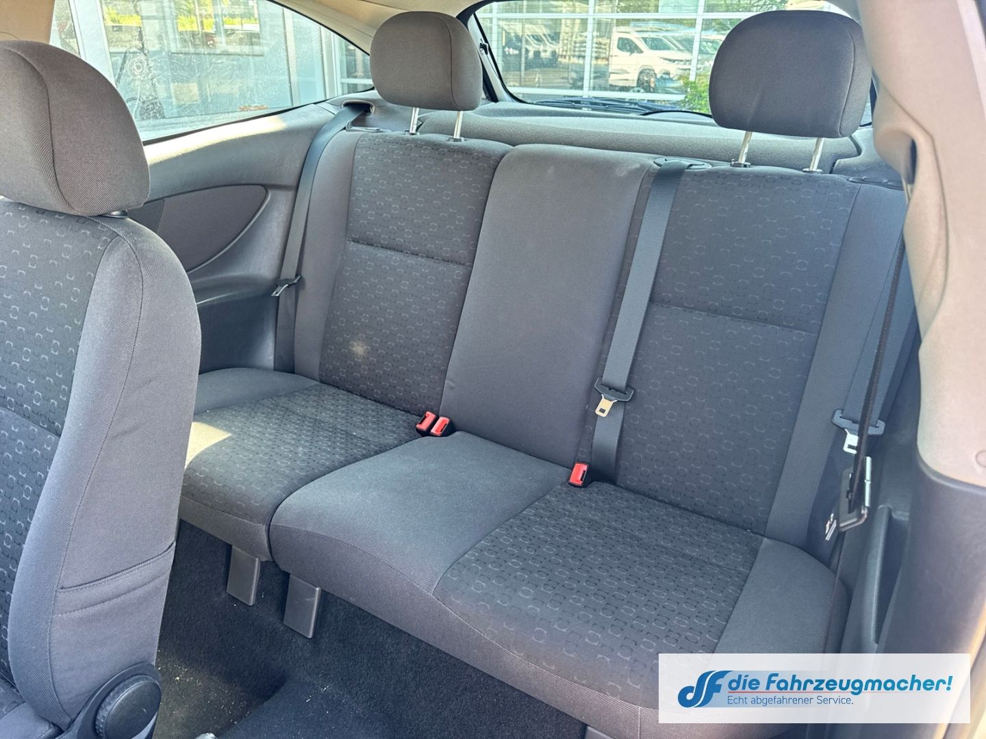 Fahrzeugabbildung Ford Focus Finesse Klima Beheizb. Frontsch. *EXPORT