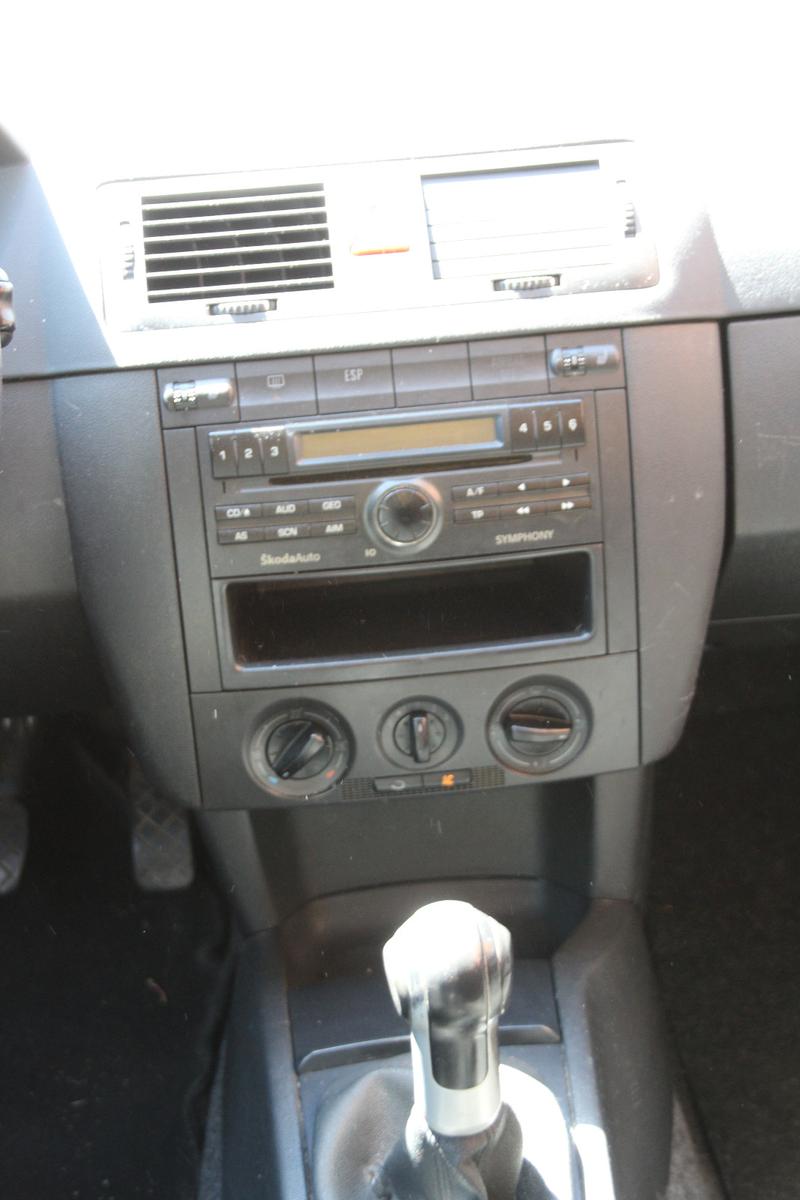 Skoda Fabia 2006 — photo 10