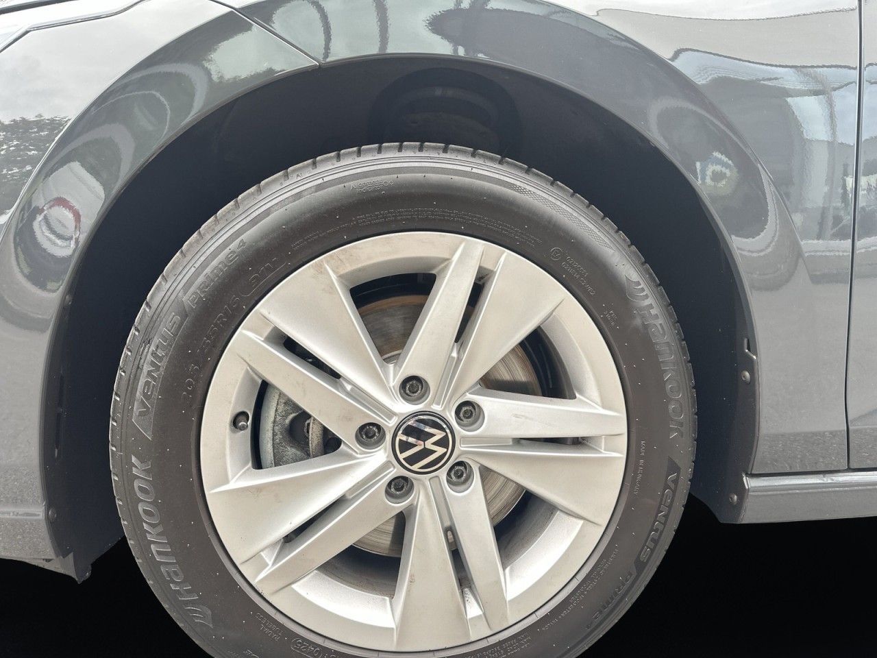 Volkswagen Golf VIII Variant 2.0 TDI Life NAVI LED 16 ALU S imagem 3