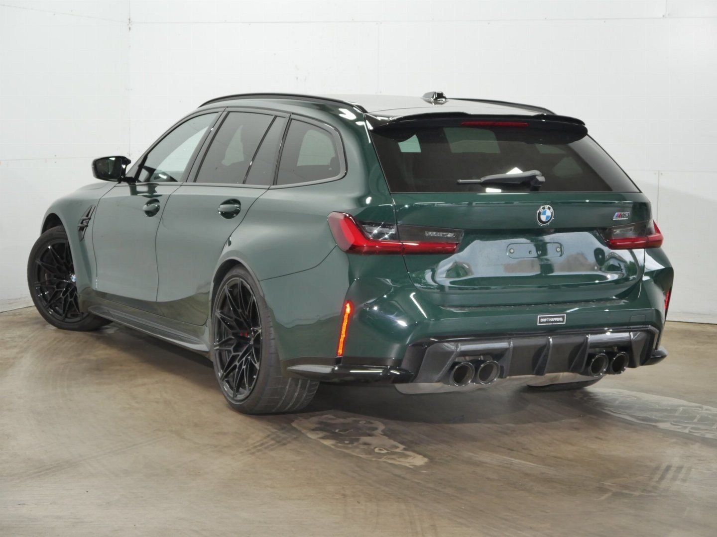 Fahrzeugabbildung BMW M3 Competition Sonderlackierung british racing g