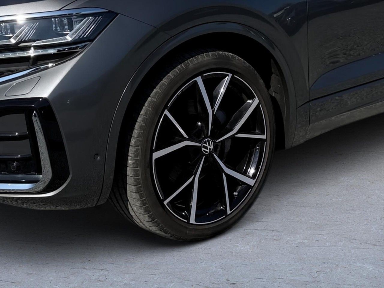 Volkswagen Touareg 3.0 TDI 210 kW 4Motion R-Line Klima foto 5