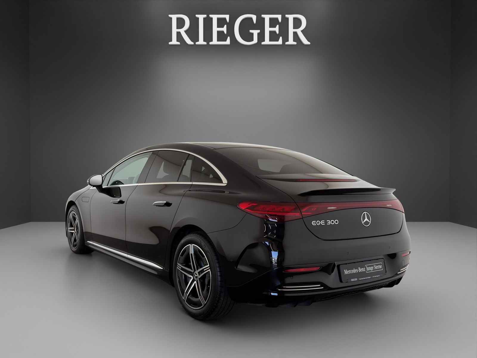 Mercedes-Benz EQE 300 AMG Line Ext/Int Advanc+*19*Distr*AC/DC foto 9